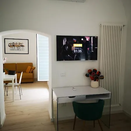 Apartment The White Arch