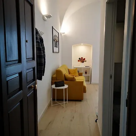 Apartment The White Arch *