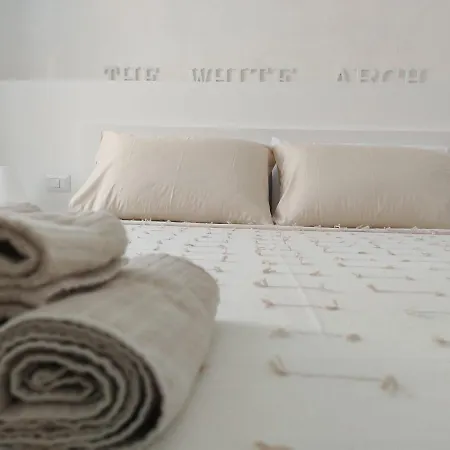 Apartment The White Arch Bari